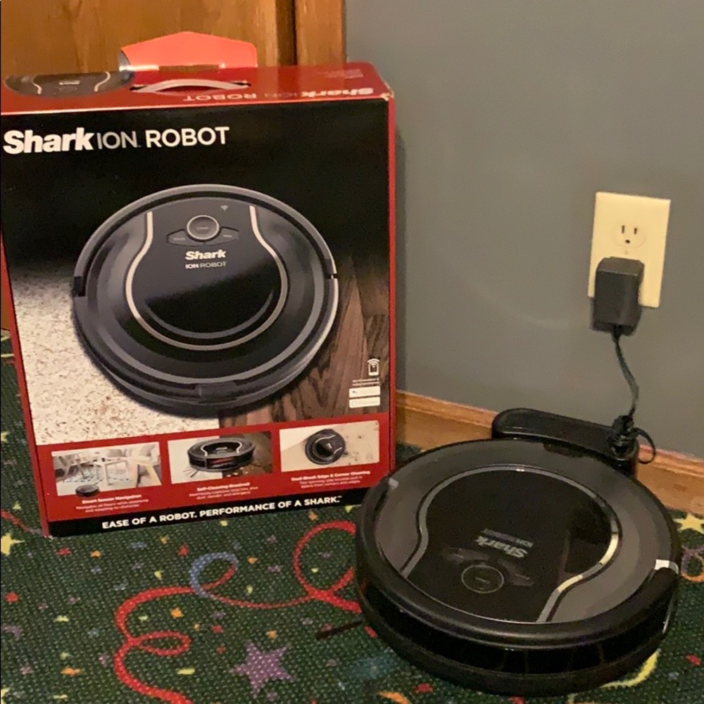 Shark ion robot